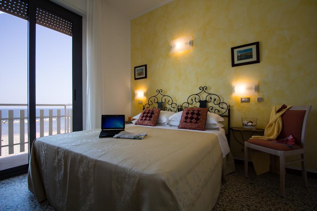 Hotel Villa Sole Resort Bellaria-Igea Marina Kamer foto